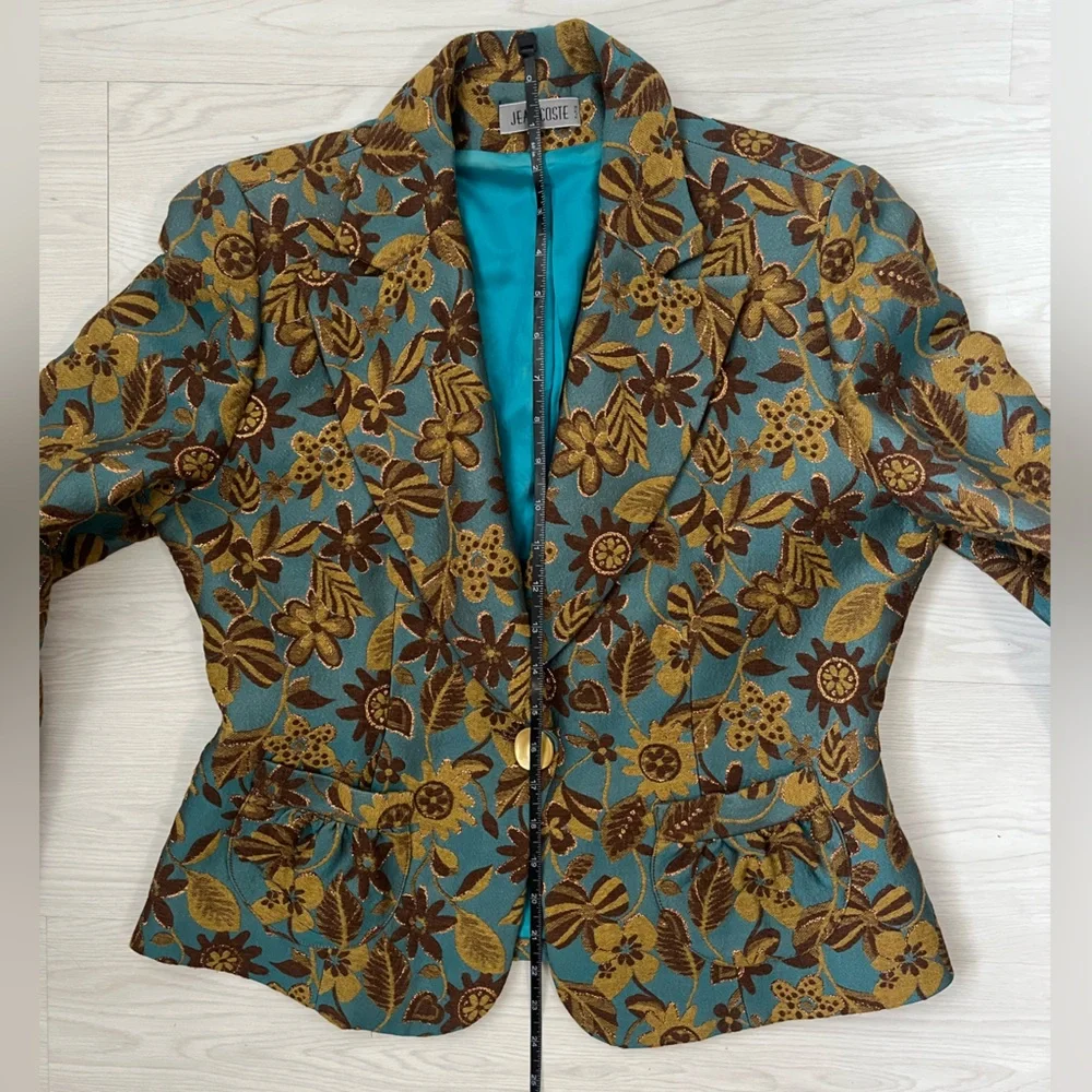 Floral Embroidered Teal Blazer with button closure by Jean Costa made in France - Picture 6 of 10